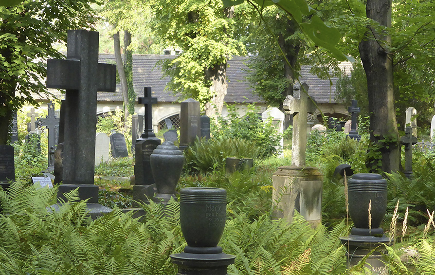 Mit dem Heiligen Geist auf dem Friedhof